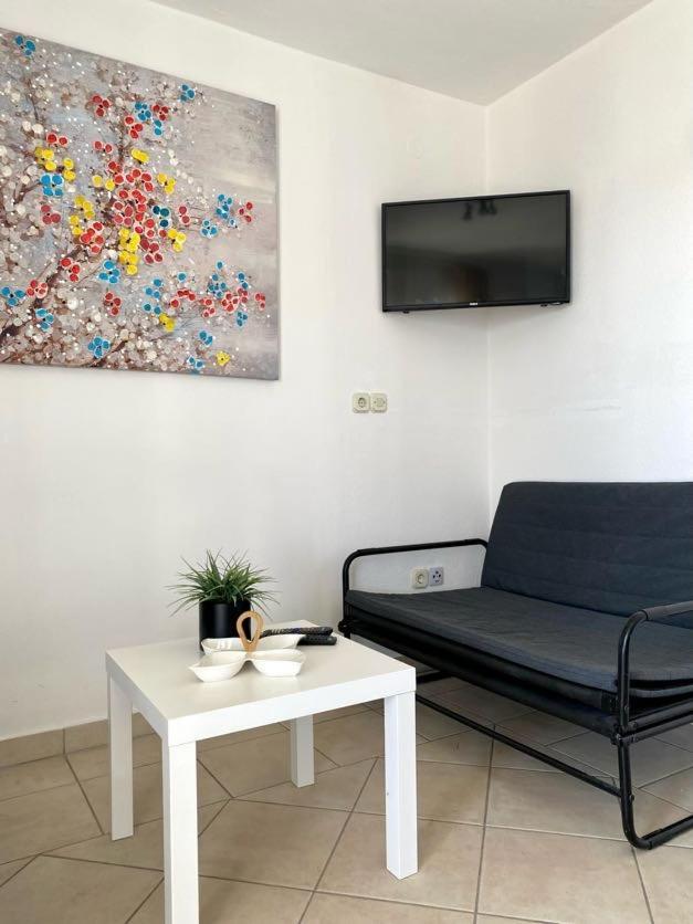 Villa Mihaela - Apartment Ika Cesarica Εξωτερικό φωτογραφία